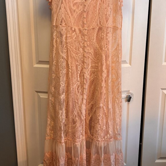 Torrid Peach Lace Maxi Dress | Button Front | Lined | Size 3X - Picture 5 of 7